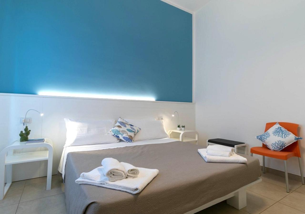 Fronte Mare Rooms By Salentolimit Порто-Чезарео Экстерьер фото