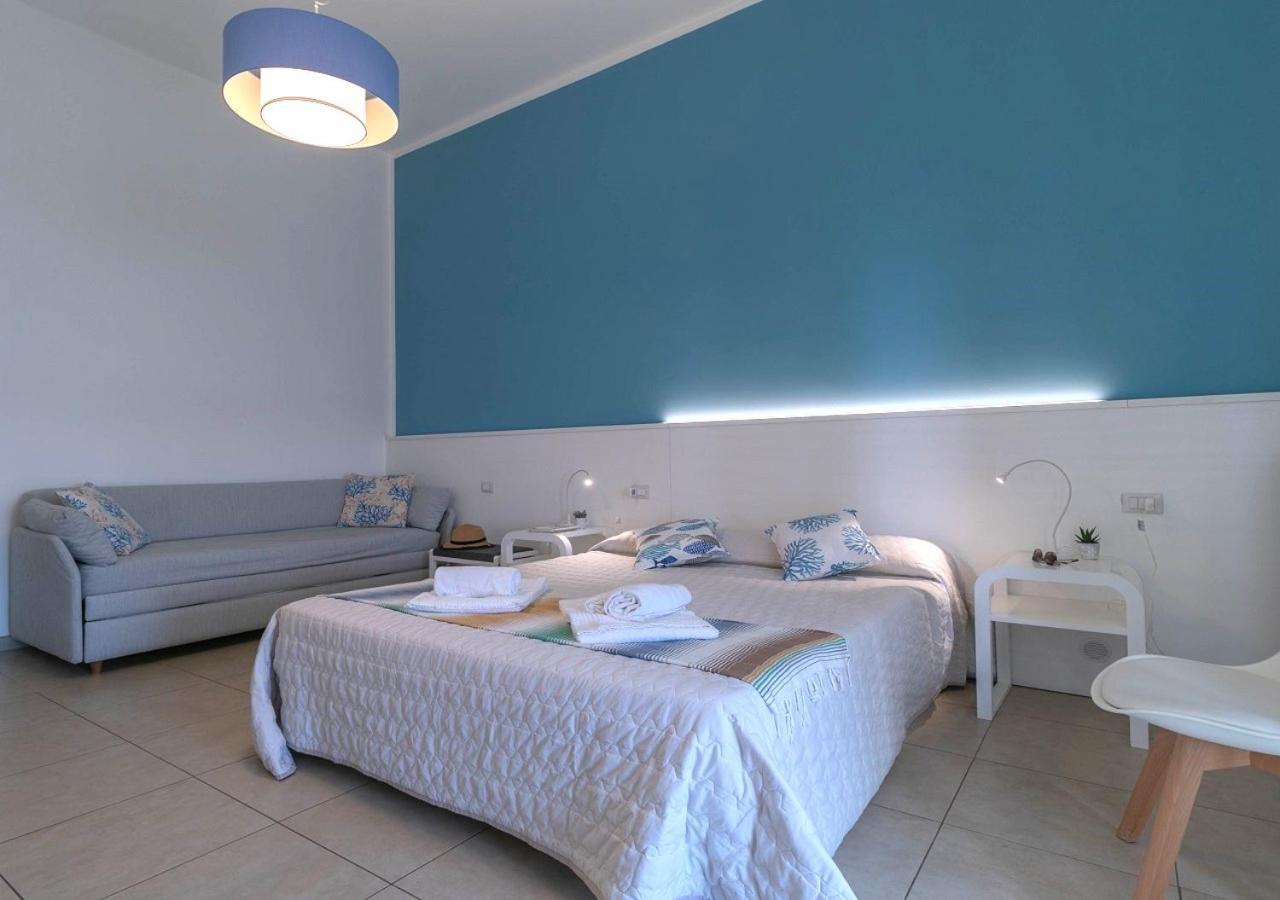 Fronte Mare Rooms By Salentolimit Порто-Чезарео Экстерьер фото