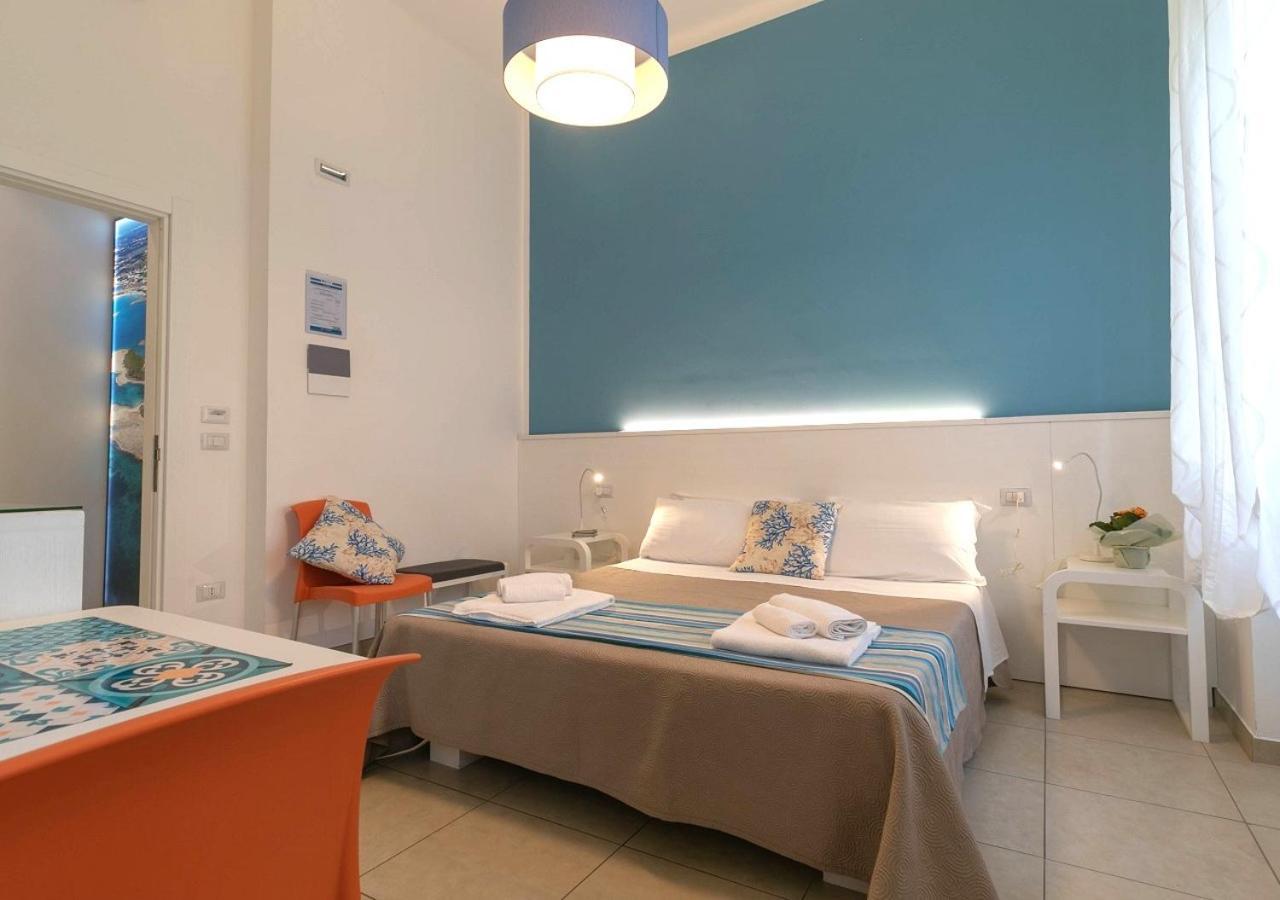Fronte Mare Rooms By Salentolimit Порто-Чезарео Экстерьер фото